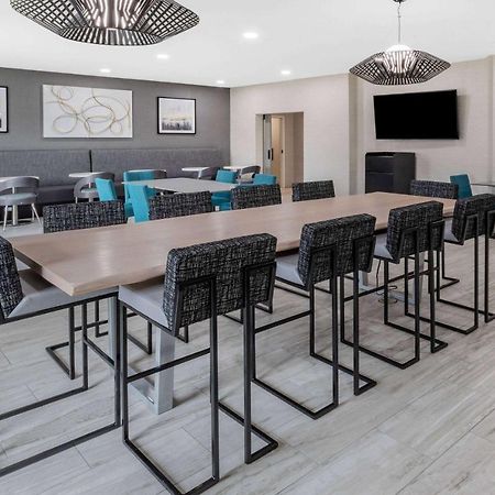 La Quinta Inn & Suites By Wyndham Ardmore Zewnętrze zdjęcie
