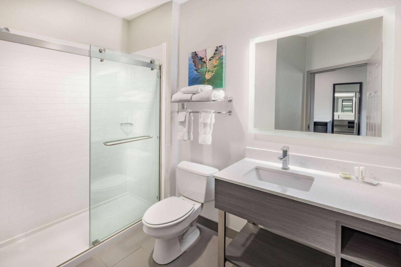 La Quinta Inn & Suites By Wyndham Ardmore Zewnętrze zdjęcie