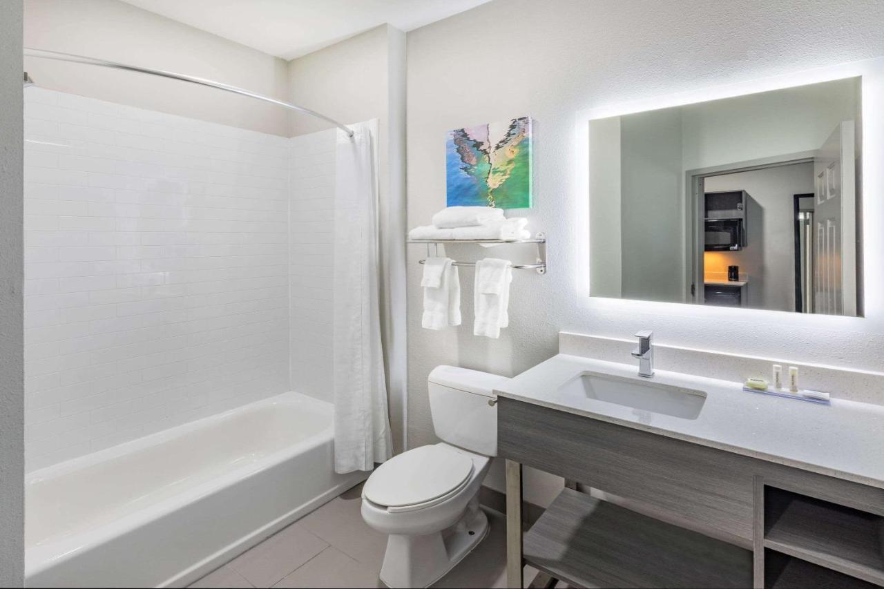 La Quinta Inn & Suites By Wyndham Ardmore Zewnętrze zdjęcie