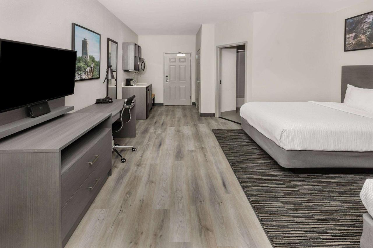 La Quinta Inn & Suites By Wyndham Ardmore Zewnętrze zdjęcie